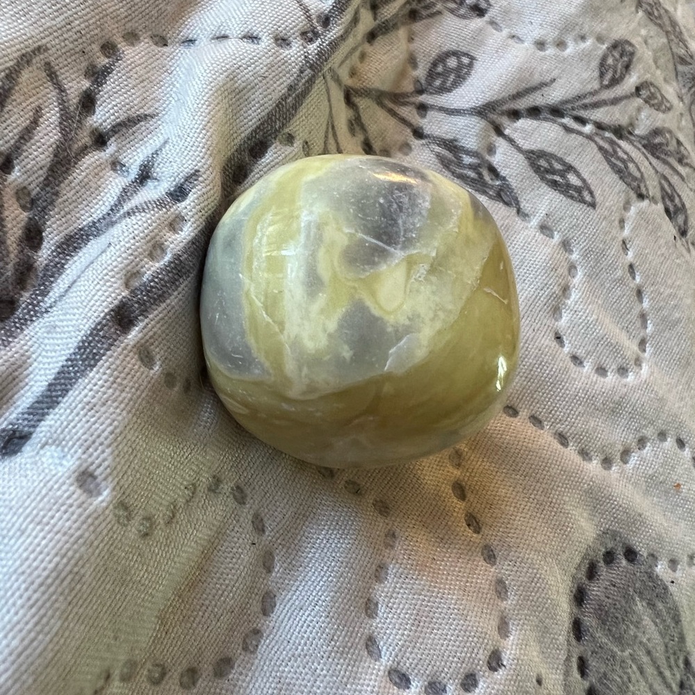 Serpentine jade